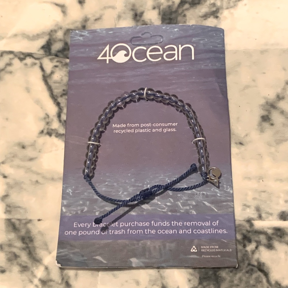 4ocean bracelet! Every bracelet bought pulls a pound of trash from the ocean 🌊